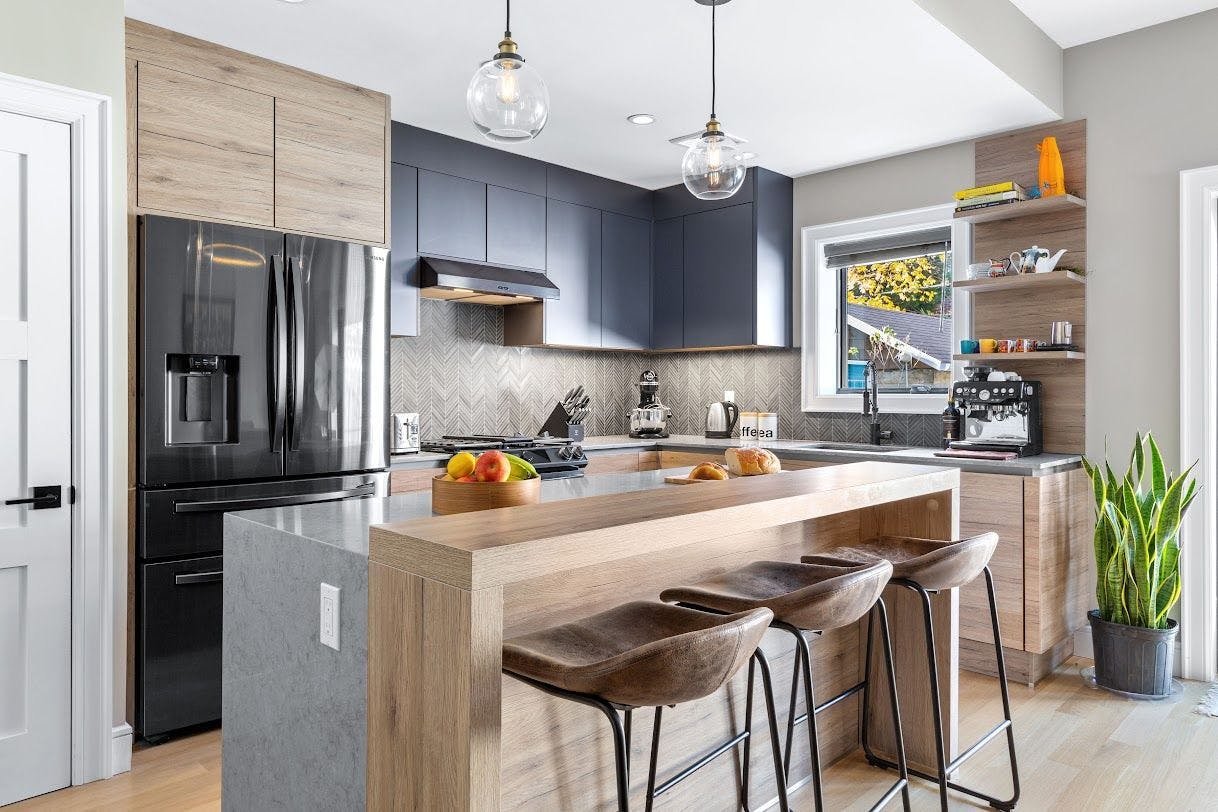 Modern Gray Kitchen | Queens, NY