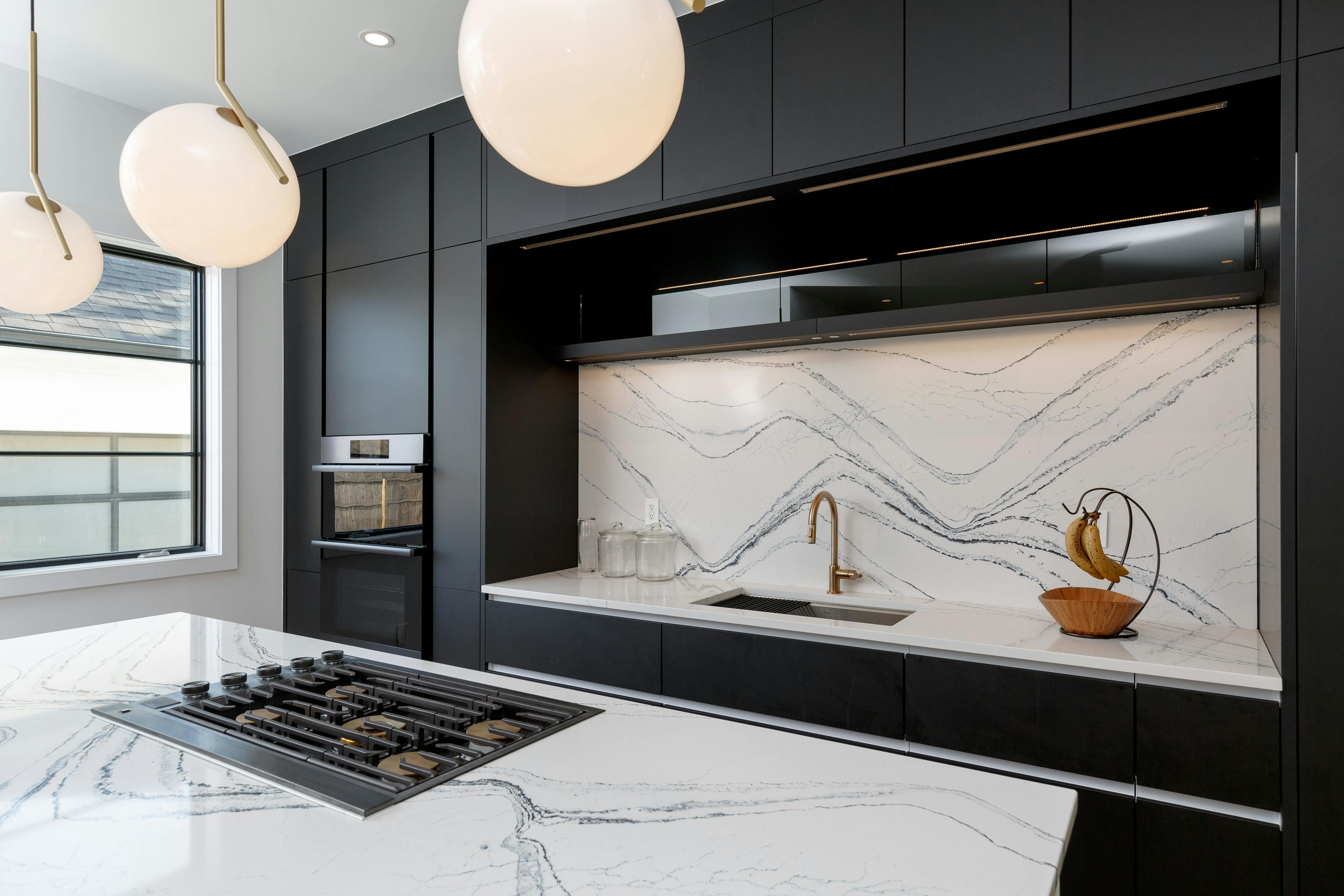 Black Contemporary Kitchen | Whitestone, NY