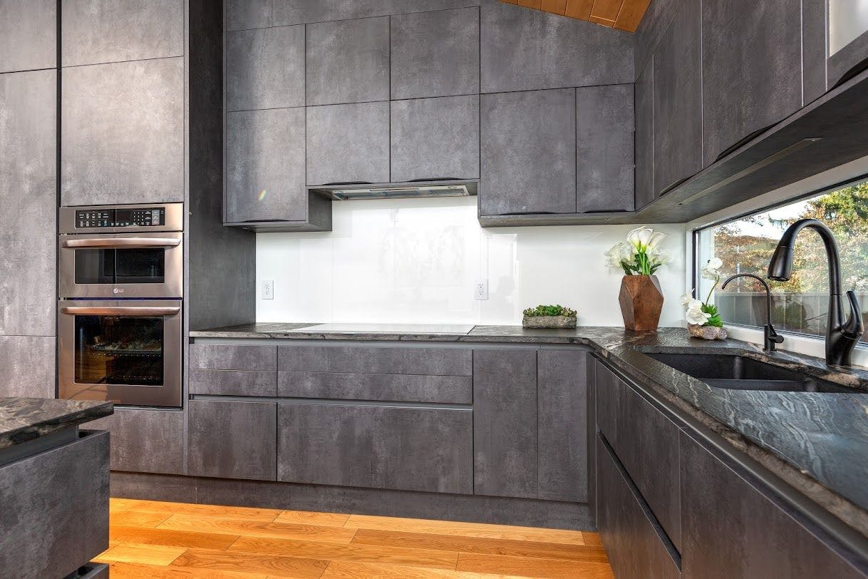 Concrete Kitchen | Queens. NY